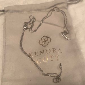 Kendra Scott necklace